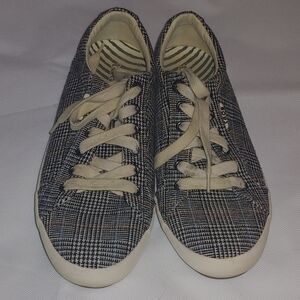 Taos star plaid sneakers 9.5 women.